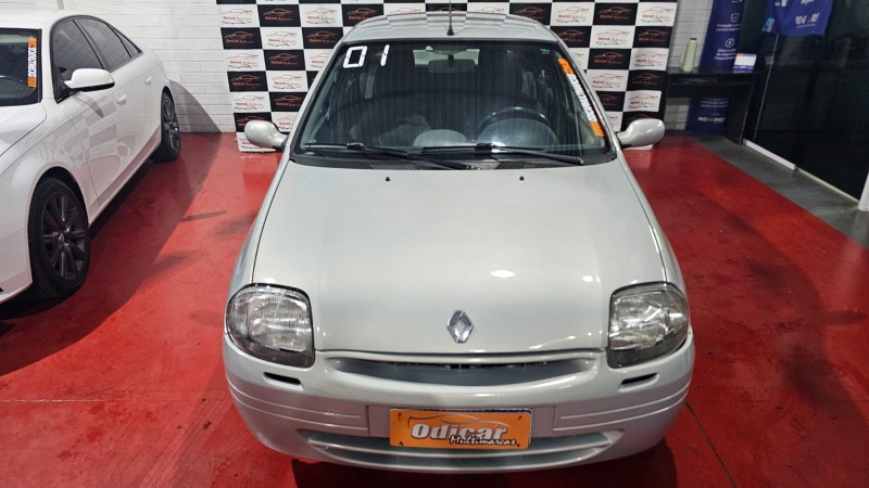 CLIO 1.6 RN 16V GASOLINA 4P MANUAL - 2001 - CAXIAS DO SUL