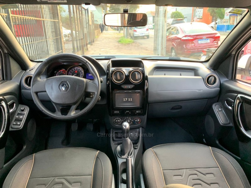 DUSTER 1.6 DYNAMIQUE 4X2 16V FLEX 4P MANUAL - 2016 - CAXIAS DO SUL