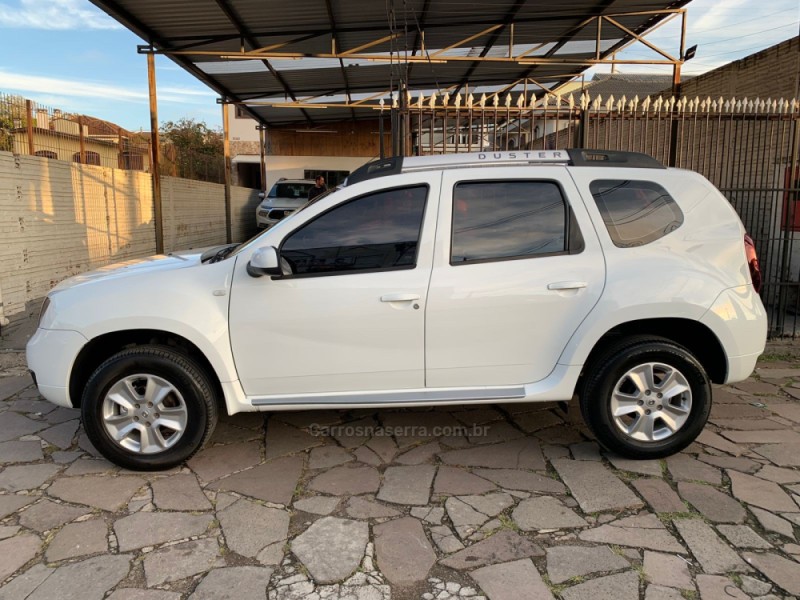 DUSTER 1.6 DYNAMIQUE 4X2 16V FLEX 4P MANUAL - 2016 - CAXIAS DO SUL