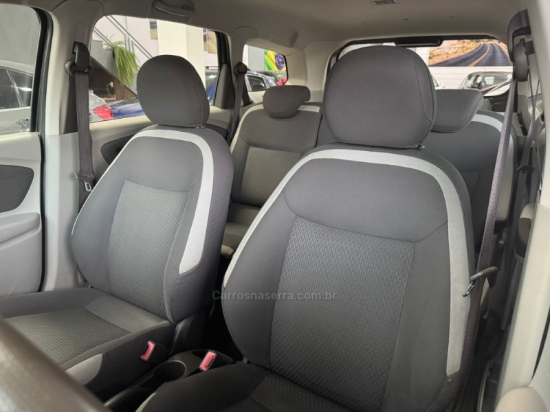 SPIN 1.8 ADVANTAGE 8V FLEX 4P AUTOMÁTICO - 2015 - SãO LEOPOLDO