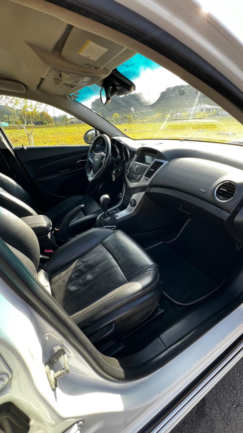 CRUZE 1.8 LT SPORT6 16V FLEX 4P AUTOMÁTICO - 2013 - CARLOS BARBOSA