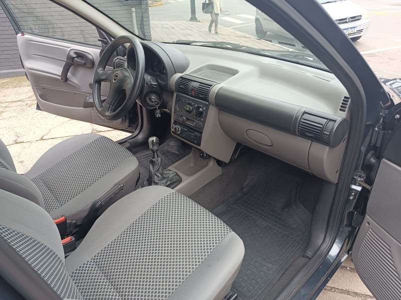 CORSA 1.0 MPFI CLASSIC SEDAN LIFE 8V FLEX 4P MANUAL - 2009 - FLORES DA CUNHA