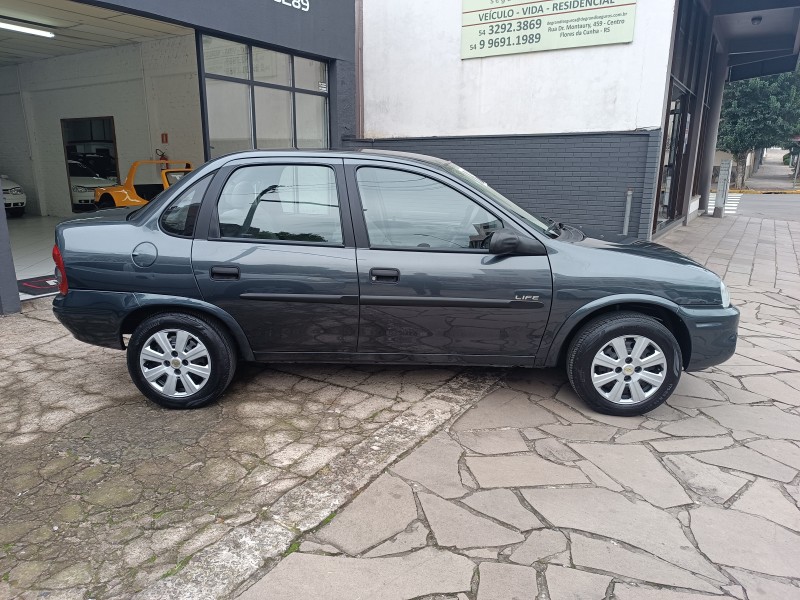 CORSA 1.0 MPFI CLASSIC SEDAN LIFE 8V FLEX 4P MANUAL - 2009 - FLORES DA CUNHA