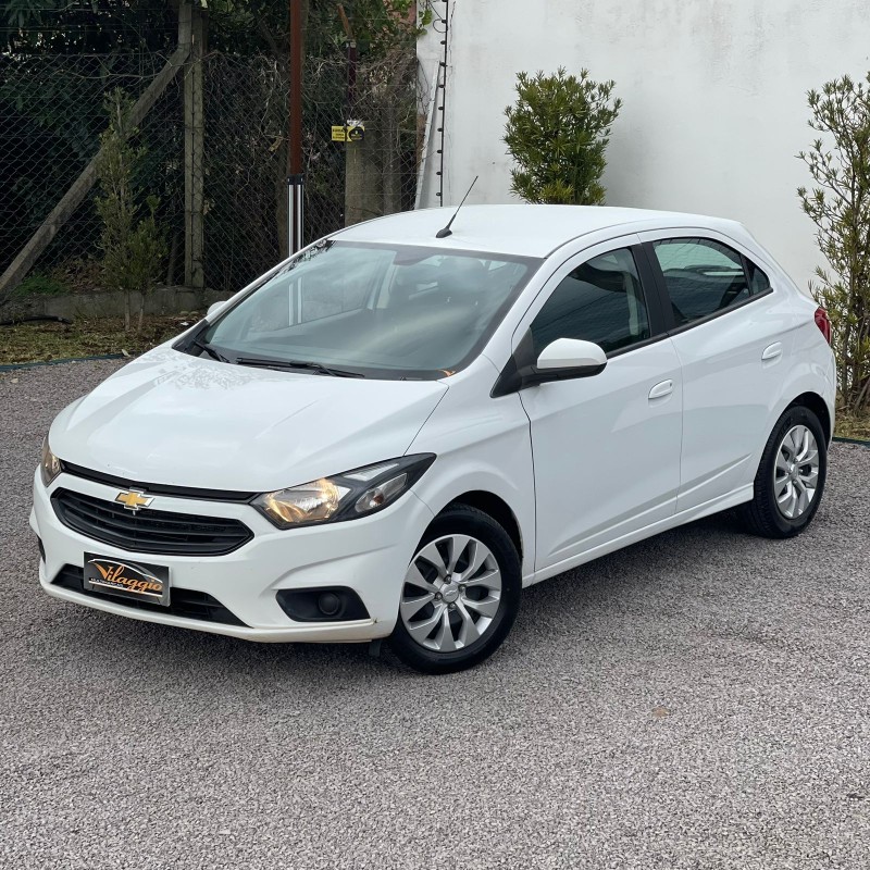 ONIX 1.4 MPFI LT 8V FLEX 4P MANUAL - 2017 - CAXIAS DO SUL