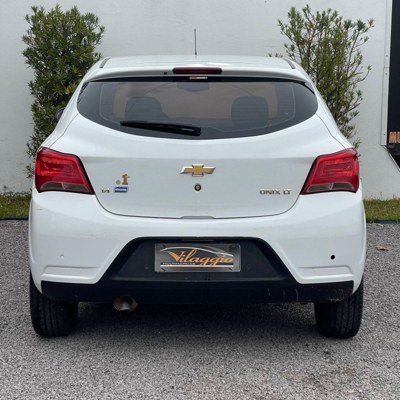 ONIX 1.4 MPFI LT 8V FLEX 4P MANUAL - 2017 - CAXIAS DO SUL