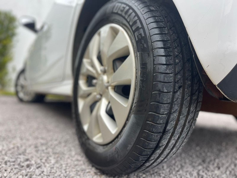 ONIX 1.4 MPFI LT 8V FLEX 4P MANUAL - 2017 - CAXIAS DO SUL