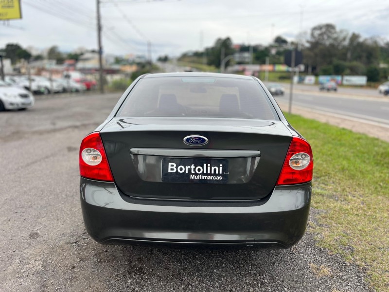 FOCUS 2.0 GLX SEDAN 16V FLEX 4P MANUAL - 2013 - FARROUPILHA