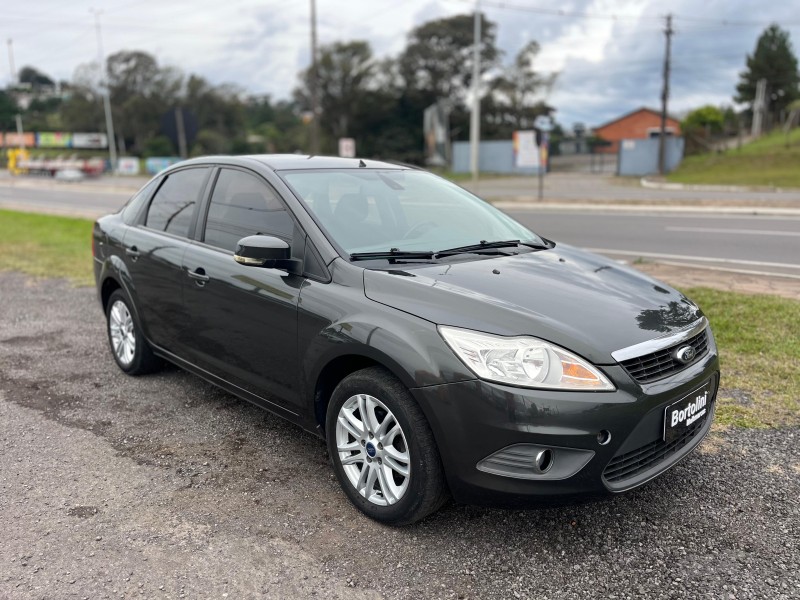 FOCUS 2.0 GLX SEDAN 16V FLEX 4P MANUAL - 2013 - FARROUPILHA