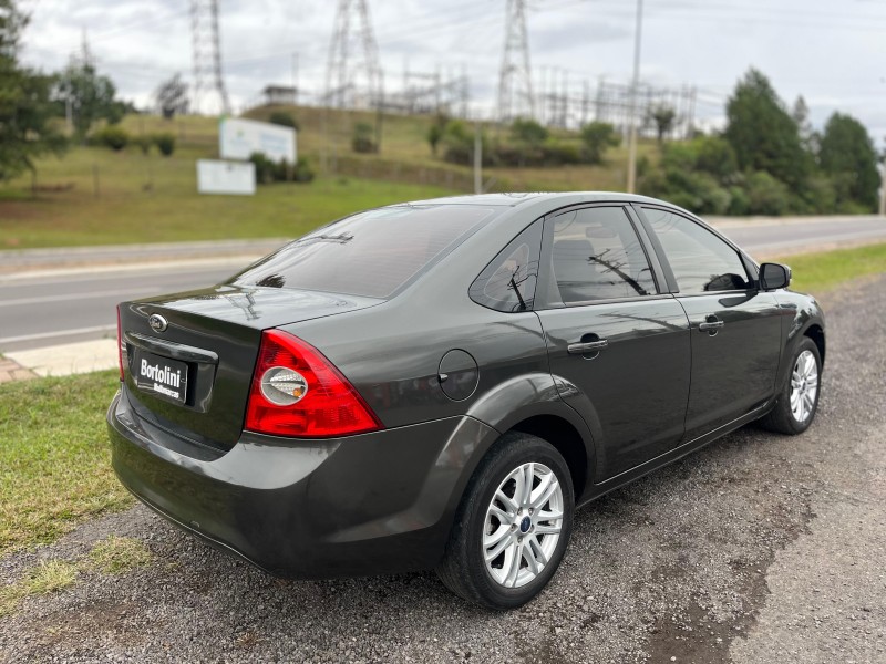 FOCUS 2.0 GLX SEDAN 16V FLEX 4P MANUAL - 2013 - FARROUPILHA