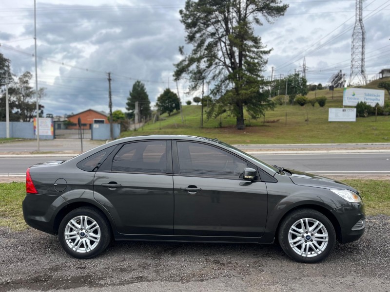 FOCUS 2.0 GLX SEDAN 16V FLEX 4P MANUAL - 2013 - FARROUPILHA