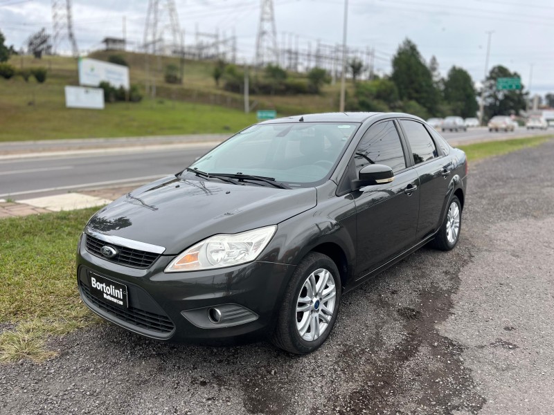 FOCUS 2.0 GLX SEDAN 16V FLEX 4P MANUAL - 2013 - FARROUPILHA
