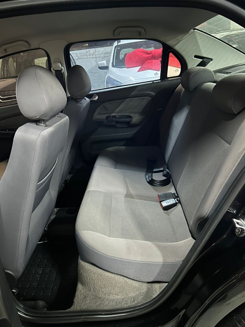 VOYAGE 1.6 MI COMFORTLINE 8V FLEX 4P MANUAL - 2009 - CAXIAS DO SUL