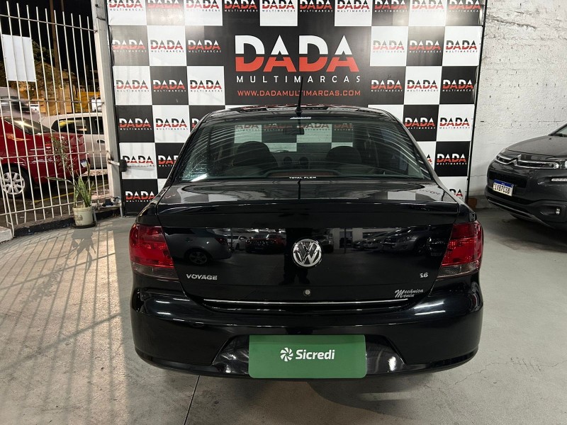 VOYAGE 1.6 MI COMFORTLINE 8V FLEX 4P MANUAL - 2009 - CAXIAS DO SUL