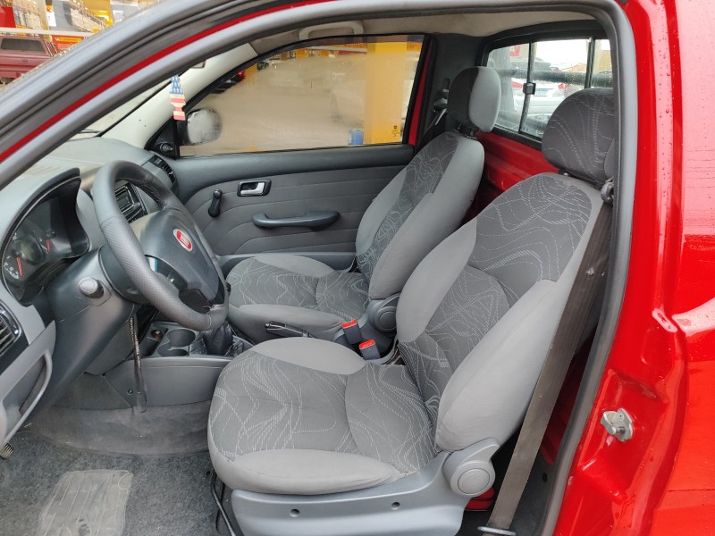 STRADA 1.4 MPI WORKING CS 8V CELEBRATION FLEX 2P MANUAL - 2014 - FARROUPILHA