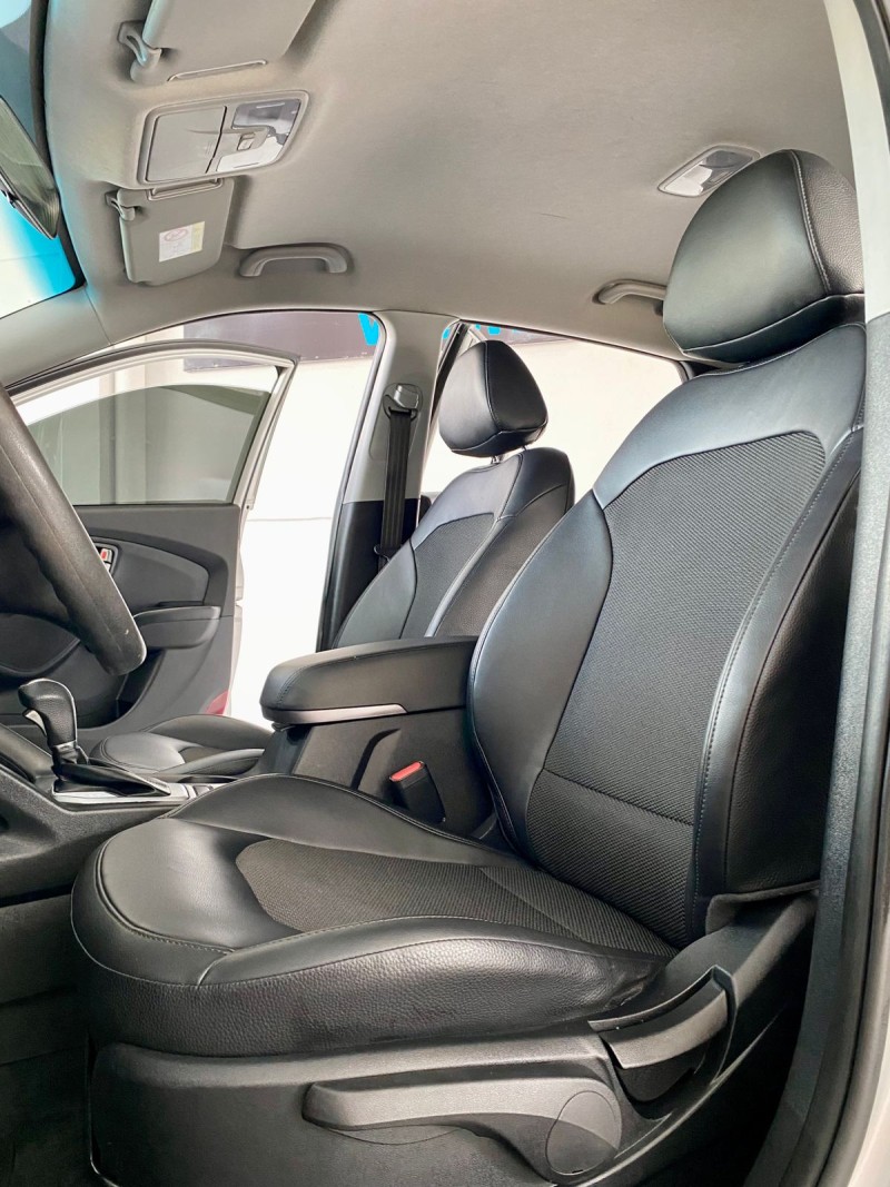 IX35 2.0 MPFI GLS 4X2 16V GASOLINA 4P AUTOMÁTICO - 2018 - LAJEADO