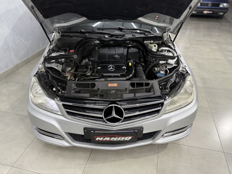 C 180 1.8 CGI CLASSIC 16V TURBO GASOLINA 4P AUTOMÁTICO - 2012 - SAPIRANGA