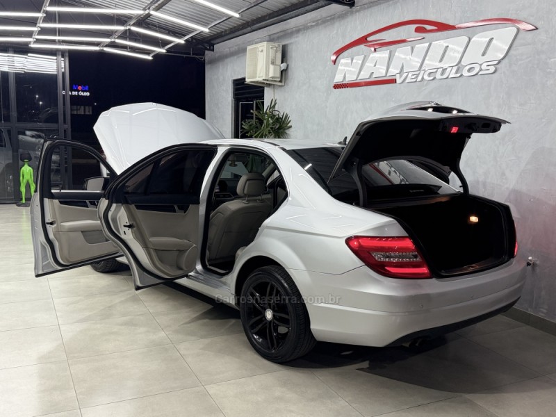 C 180 1.8 CGI CLASSIC 16V TURBO GASOLINA 4P AUTOMÁTICO - 2012 - SAPIRANGA