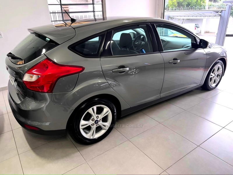 FOCUS 1.6 S HATCH 16V FLEX 4P AUTOMÁTICO - 2015 - CARLOS BARBOSA
