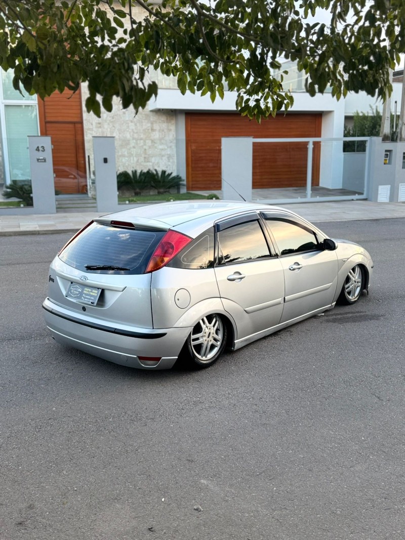 FOCUS 1.6 GLX 8V FLEX 4P MANUAL - 2006 - BENTO GONçALVES