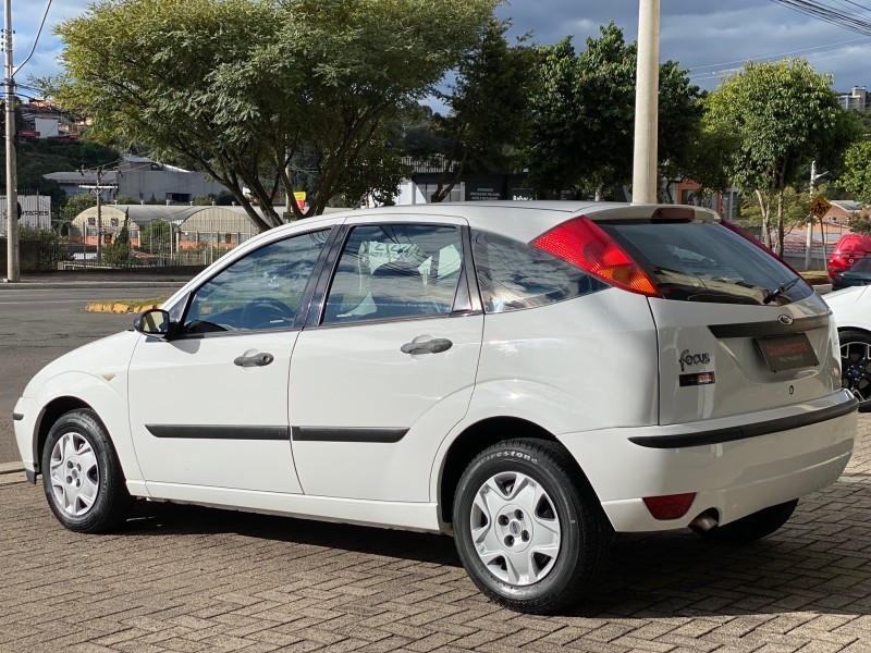 FOCUS 1.6 8V FLEX 4P MANUAL - 2009 - CAXIAS DO SUL