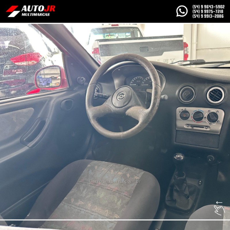 CELTA 1.0 MPFI LIFE 8V FLEX 2P MANUAL - 2002 - VACARIA