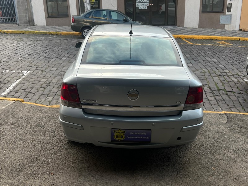 VECTRA 2.0 MPFI ELEGANCE 8V 140CV FLEX 4P AUTOMÁTICO - 2008 - GARIBALDI