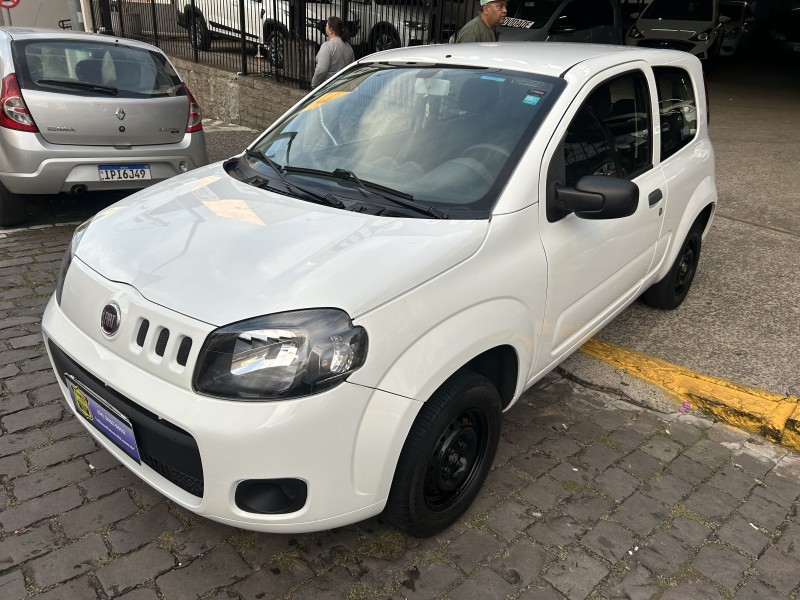 UNO 1.0 EVO VIVACE 8V FLEX 2P MANUAL - 2013 - GARIBALDI