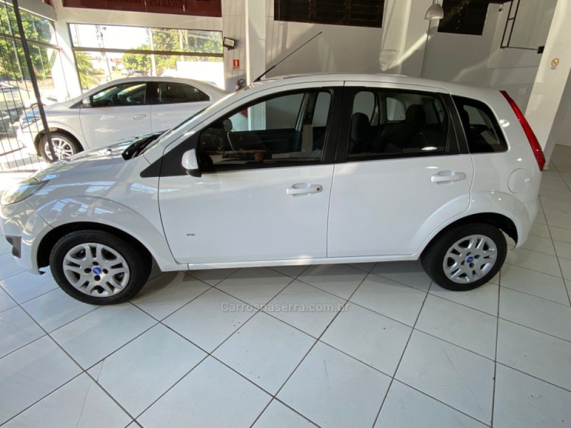 FIESTA 1.6 SE HATCH 16V FLEX 4P MANUAL - 2014 - ARROIO DO MEIO