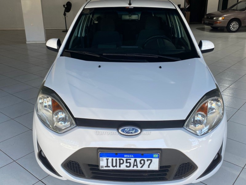FIESTA 1.6 SE HATCH 16V FLEX 4P MANUAL - 2014 - ARROIO DO MEIO