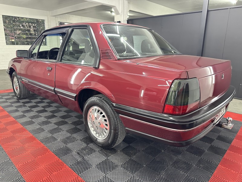 MONZA 2.0 EFI SL/E 8V GASOLINA 2P MANUAL - 1992 - NOVA PETRóPOLIS