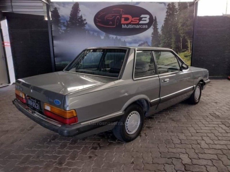 DEL REY 1.6 GLX 8V ÁLCOOL 4P MANUAL - 1986 - CAXIAS DO SUL