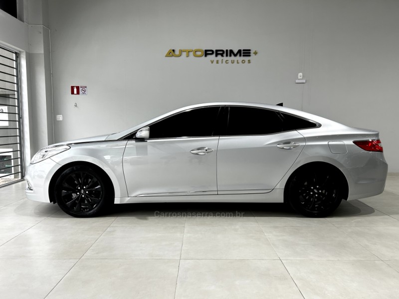 AZERA 3.3 MPFI GLS SEDAN V6 24V GASOLINA 4P AUTOMÁTICO - 2013 - BENTO GONçALVES