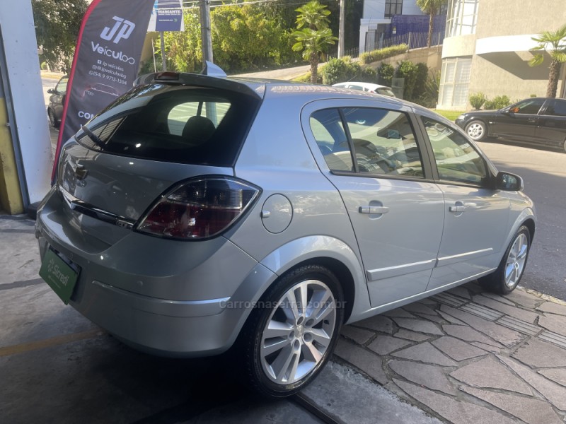 VECTRA 2.0 SFI GT HATCH 8V FLEX 4P MANUAL - 2011 - BENTO GONçALVES