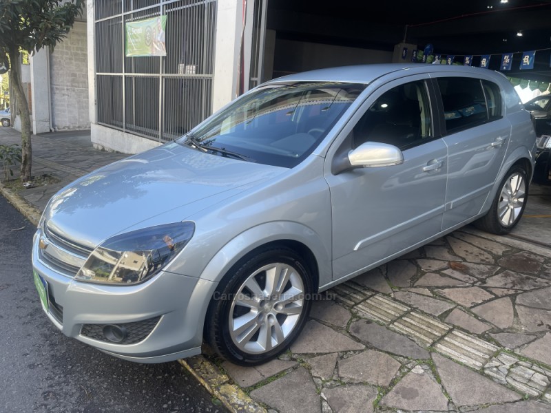 VECTRA 2.0 SFI GT HATCH 8V FLEX 4P MANUAL - 2011 - BENTO GONçALVES