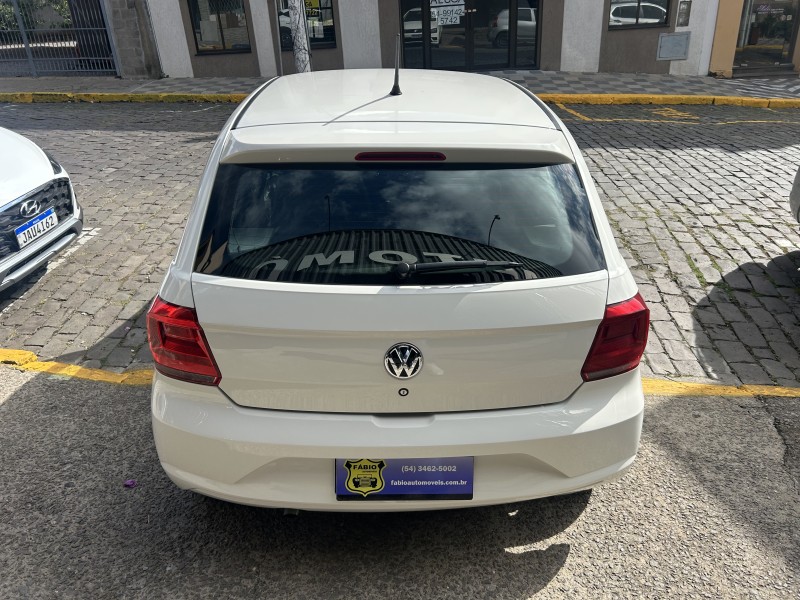 GOL 1.0 12V MPI TOTALFLEX 4P MANUAL - 2023 - GARIBALDI