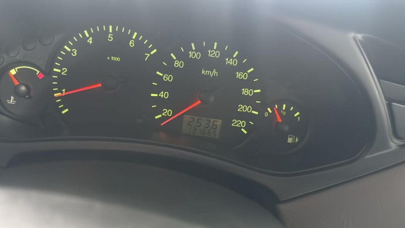 FOCUS 1.8 GL 16V GASOLINA 4P MANUAL - 2001 - CAXIAS DO SUL