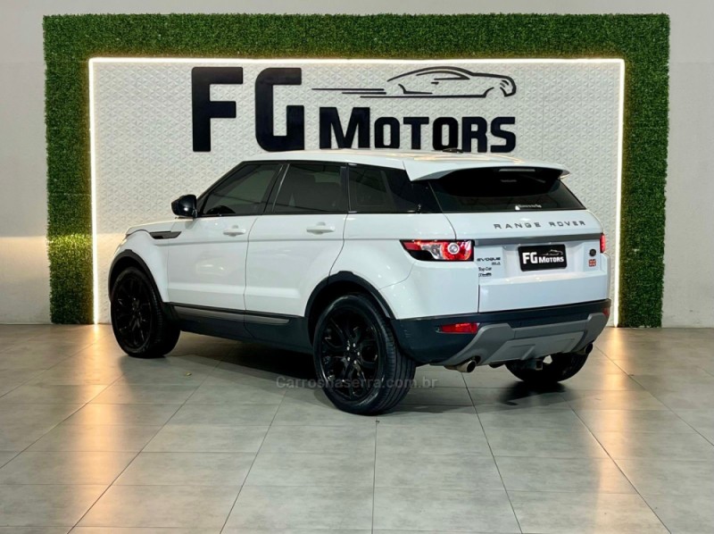 RANGE ROVER EVOQUE 2.0 PURE 4WD 16V GASOLINA 4P AUTOMÁTICO - 2015 - NOVO HAMBURGO