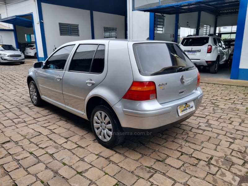 GOLF 1.6 MI 8V GASOLINA 4P MANUAL - 2002 - VACARIA