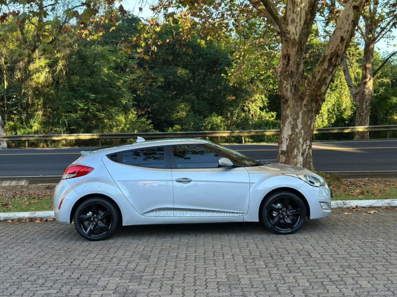 VELOSTER 1.6 16V GASOLINA 3P AUTOMÁTICO - 2012 - DOIS IRMãOS