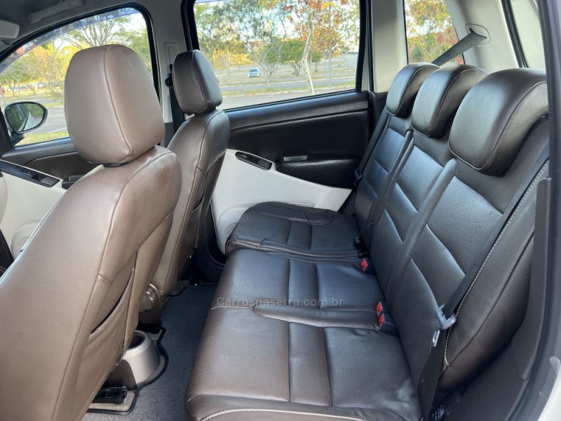 IDEA 1.6 MPI ESSENCE SUBLIME 16V FLEX 4P MANUAL - 2015 - BENTO GONçALVES