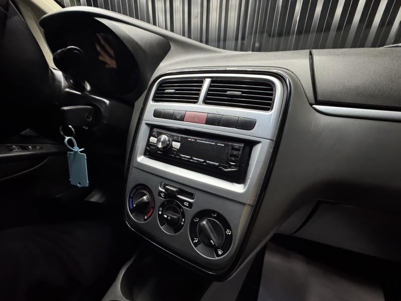 PUNTO 1.4 ELX 8V FLEX 4P MANUAL - 2011 - CAXIAS DO SUL