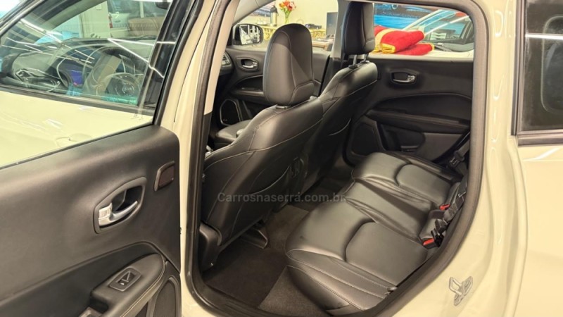 COMPASS 2.0 16V DIESEL LONGITUDE 4X4 AUTOMÁTICO - 2017 - NOVO HAMBURGO