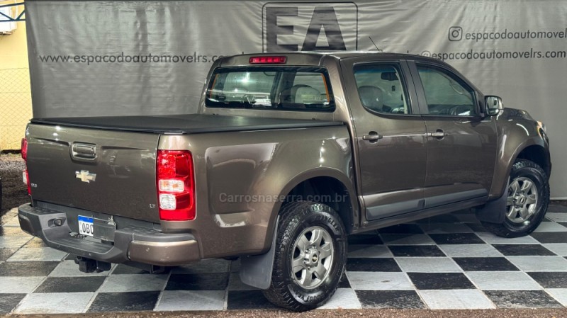 S10 2.4 LT 4X2 CD 8V FLEX 4P MANUAL - 2014 - NOVA PRATA