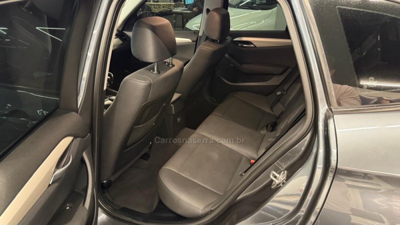 X1 2.0 18I S-DRIVE 4X2 16V GASOLINA 4P AUTOMÁTICO - 2014 - NOVO HAMBURGO