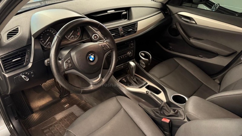 X1 2.0 18I S-DRIVE 4X2 16V GASOLINA 4P AUTOMÁTICO - 2014 - NOVO HAMBURGO