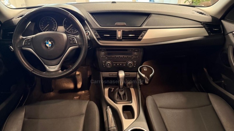 X1 2.0 18I S-DRIVE 4X2 16V GASOLINA 4P AUTOMÁTICO - 2014 - NOVO HAMBURGO