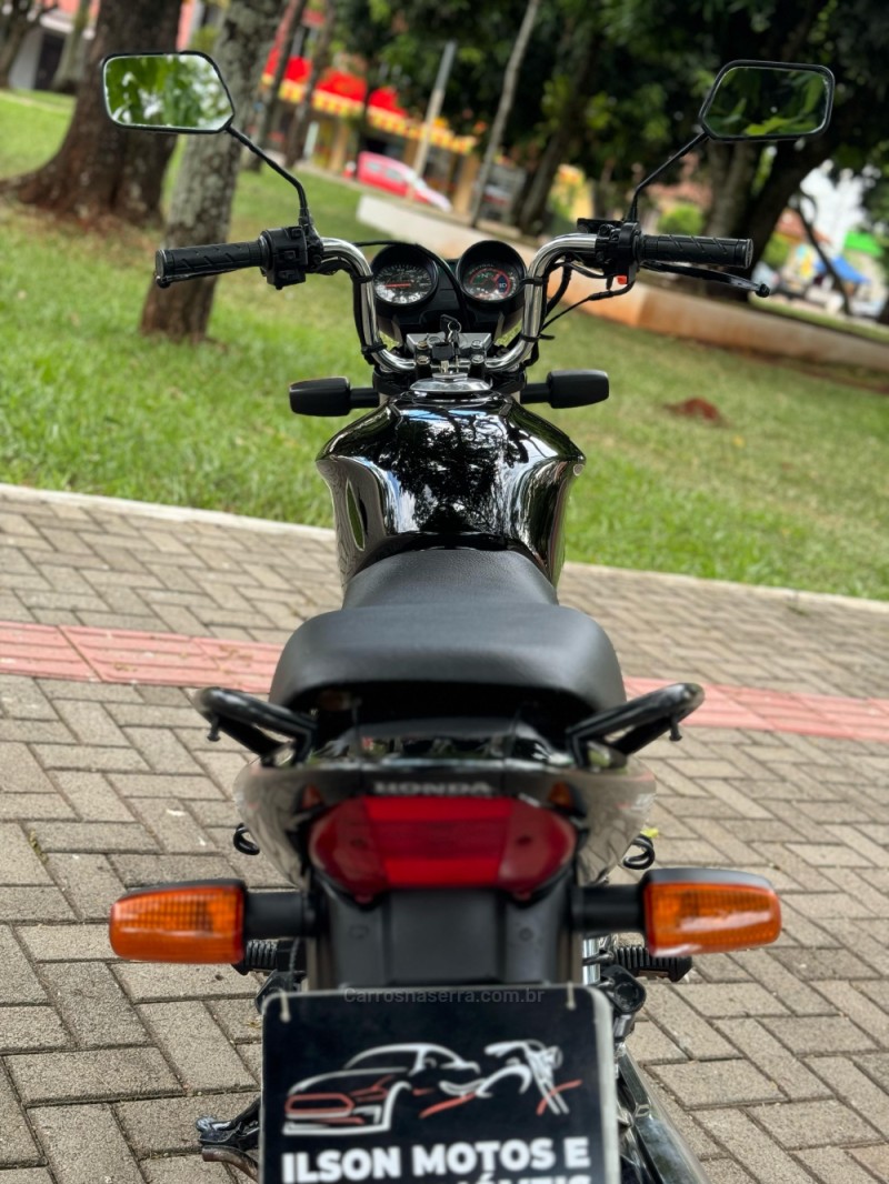 CG 150 TITAN ESD - 2004 - LAJEADO