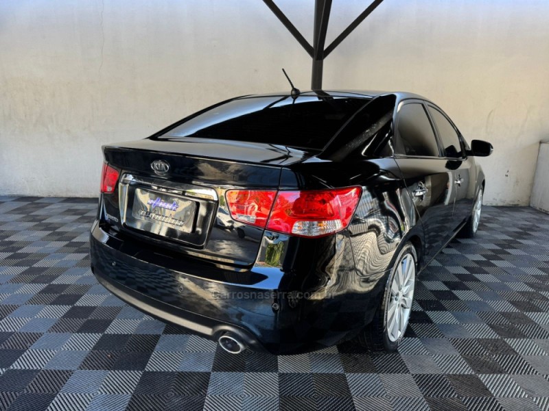 CERATO 1.6 SX3 16V FLEX 4P MANUAL - 2012 - NOVO HAMBURGO