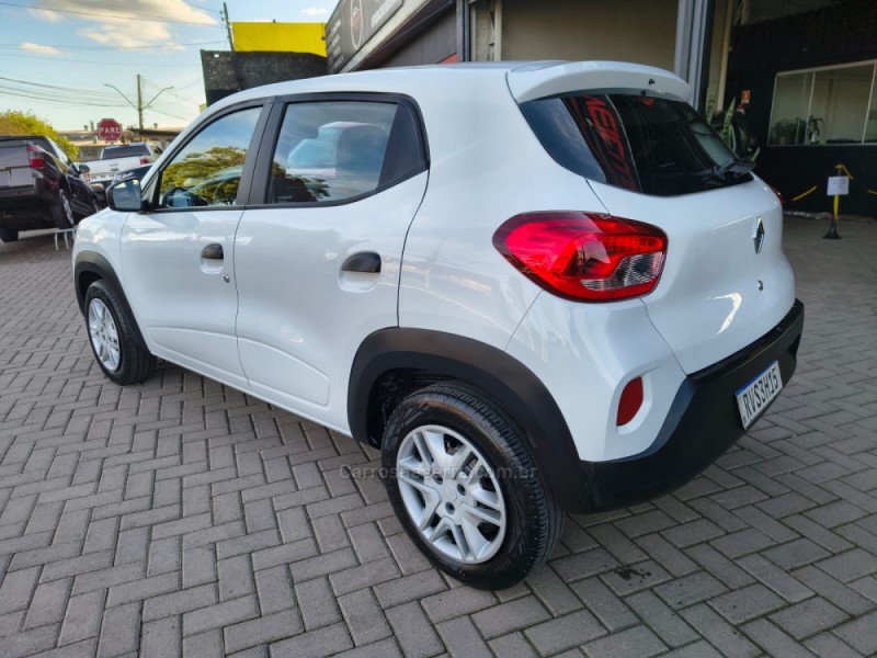 KWID 1.0 12V SCE FLEX ZEN MANUAL - 2023 - NOVO HAMBURGO