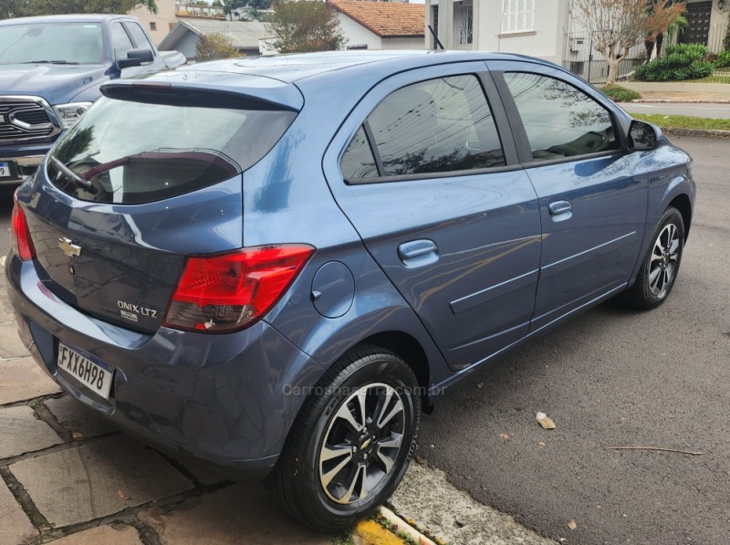 ONIX 1.4 MPFI LTZ 8V FLEX 4P AUTOMÁTICO - 2015 - VERANóPOLIS